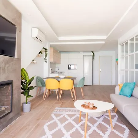 Eden Beach Апартаменти Торремолінос